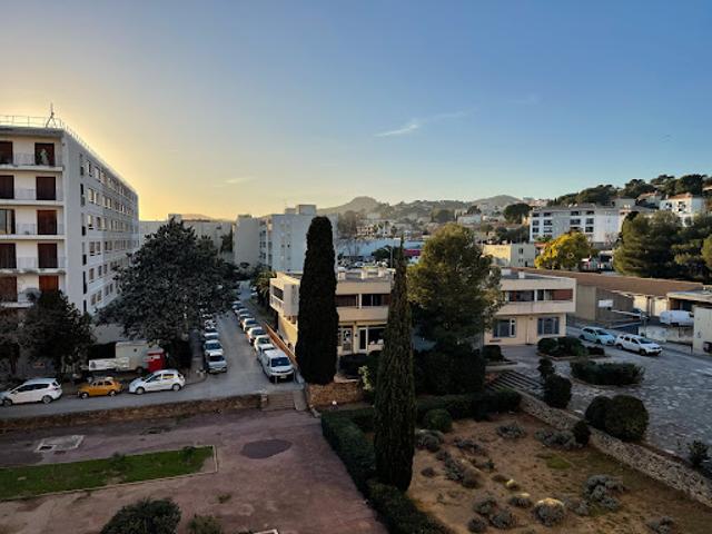 Location Appartement 3 pièces 55 m2 Hyeres