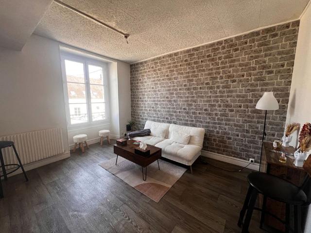 Location Appartement 3 pièces 55m²