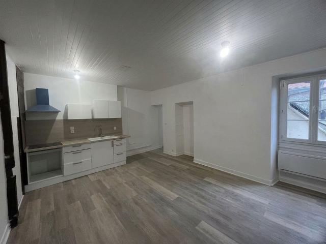 Location Appartement 3 pièces 55m²