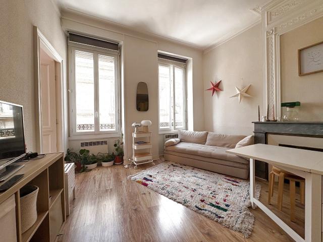 Location Appartement 3 pièces 55m² BORDEAUX 33000