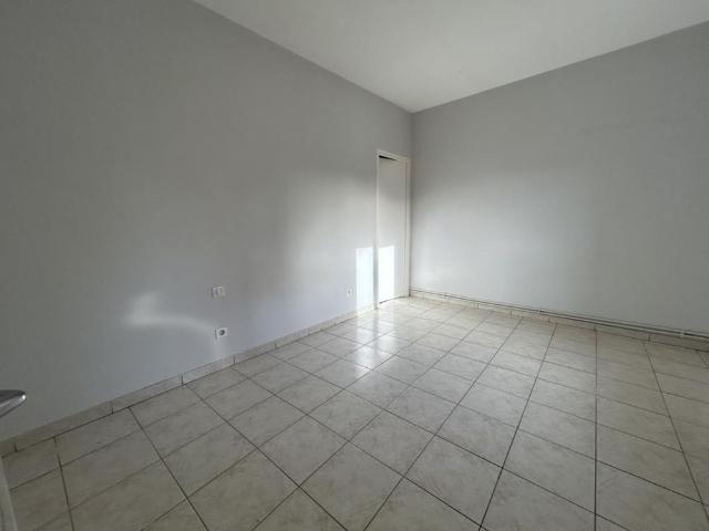 Location Appartement 3 pièces 55m² LAFOX 47240