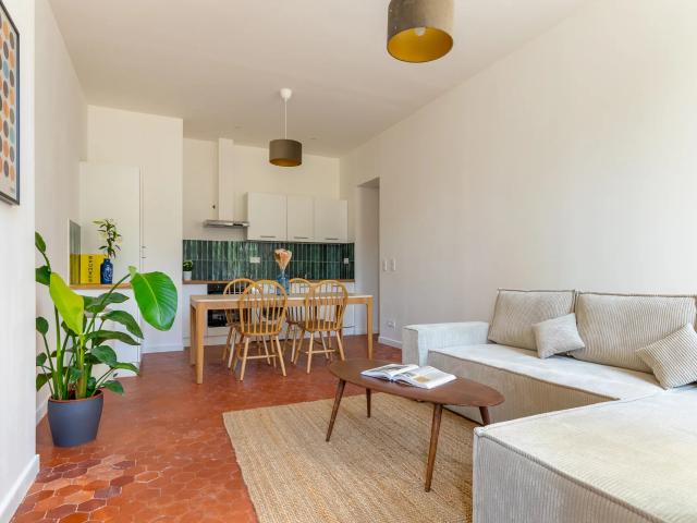 Location Appartement 3 pièces 55m² MARSEILLE 6ème