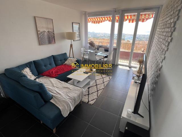 Location Appartement 3 pièces 55m² MARSEILLE 9ème