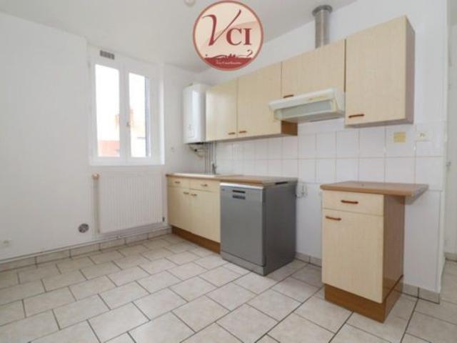 Location Appartement 3 pièces 55m² VICHY 03200