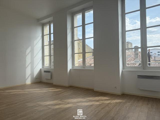 Location Appartement 3 pièces 56.59 m2 Bordeaux