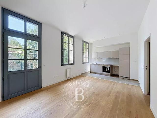 Location Appartement 3 pièces 56.71 m2 Versailles