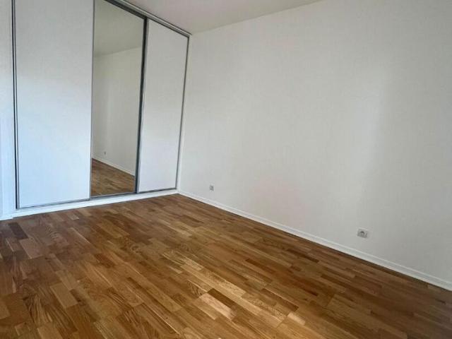 Location appartement 3 pièces, 56.35m², Dammarie les Lys