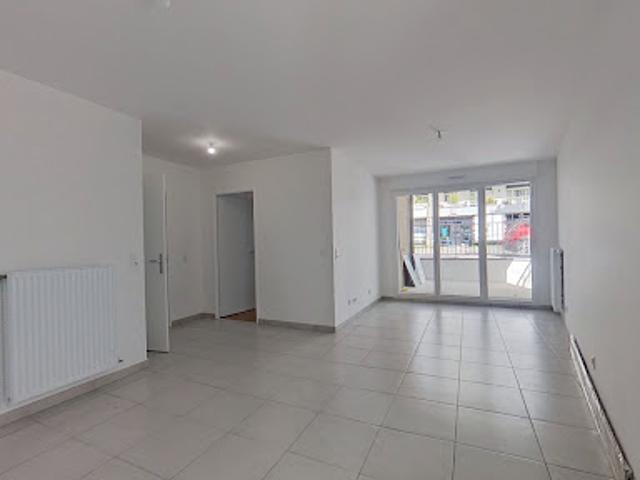 Location Appartement 3 pièces 56 m2 Noisy le Grand