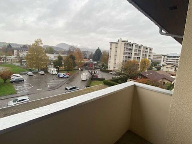 Location appartement 3 pièces 56 m² Meythet 74960