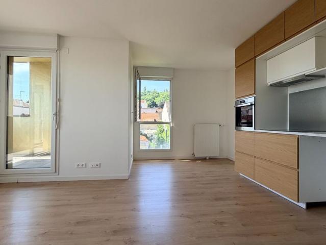 Location Appartement 3 pièces 56m²