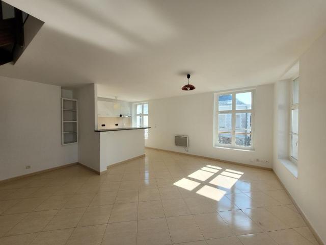 Location Appartement 3 pièces 56m² CONDE SUR L ESCAUT 59163