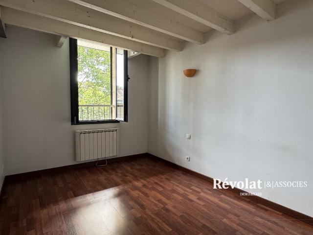 Location Appartement 3 pièces 56m² BORDEAUX 33800