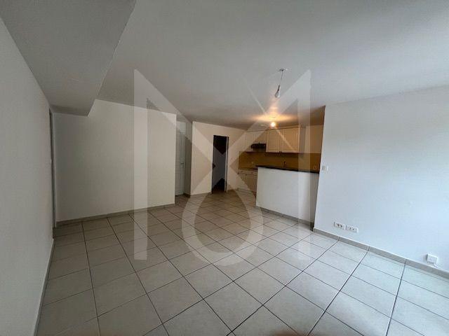 Location Appartement 3 pièces 56m² SEPTEMES LES VALLONS 13240