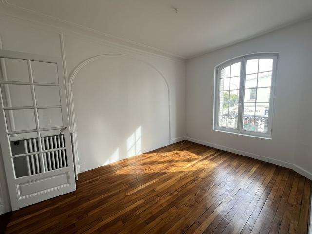 Location Appartement 3 pièces 56m² ST MAUR DES FOSSES 94210