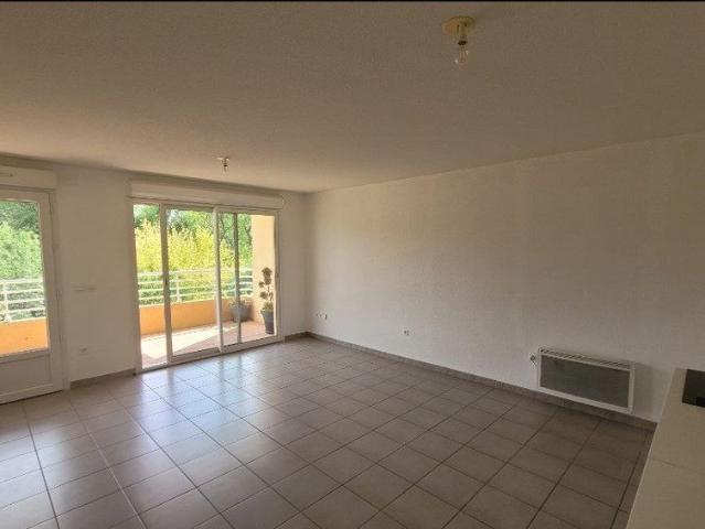 Location Appartement 3 pièces 56m² VIDAUBAN 83550