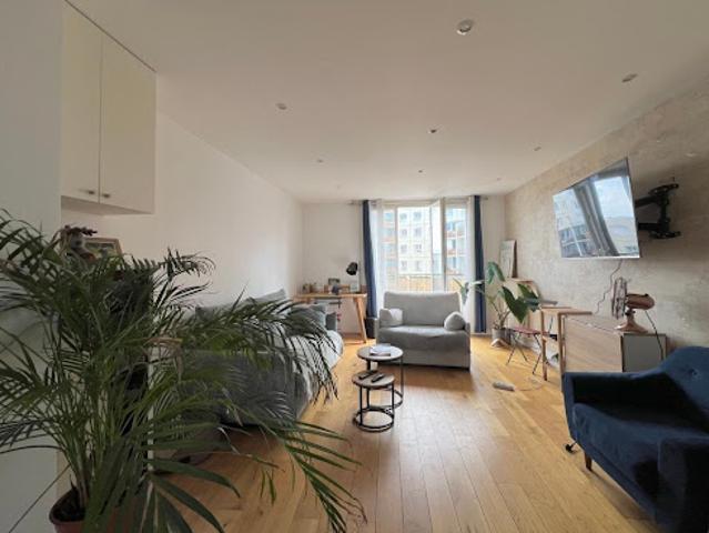 Location Appartement 3 pièces 58.89 m2 Arcueil
