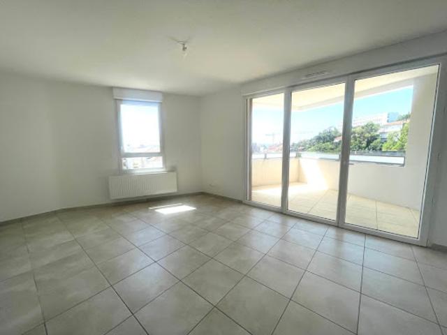 Location Appartement 3 pièces 58.8 m2 Nimes