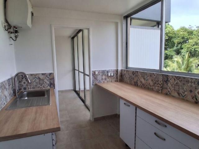 Location appartement 3 pièces, 58.95m², Fort de France