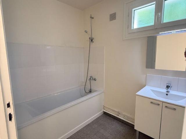 Location appartement 3 pièces, 58.30m², L'Haÿ les Roses