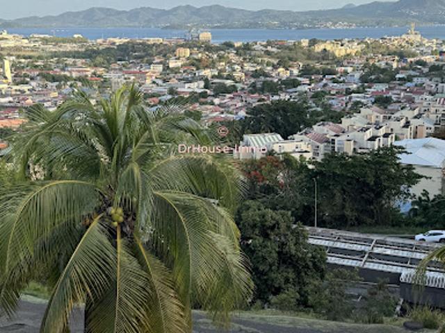 Location Appartement 3 pièces 58 m2 Fort de france