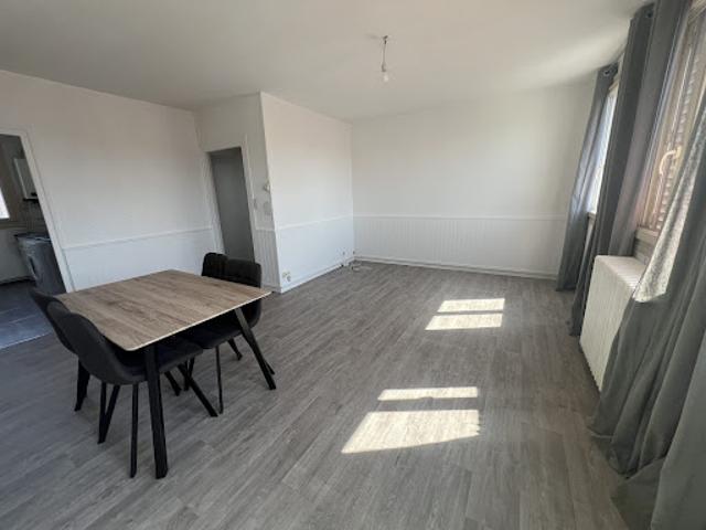 Location Appartement 3 pièces 58 m2 Montluçon
