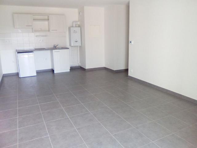 Location Appartement 3 pièces 58m²
