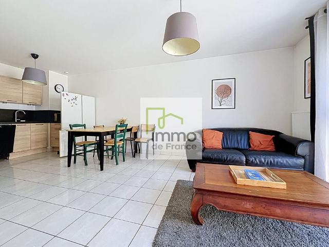 Location Appartement 3 pièces 58m²