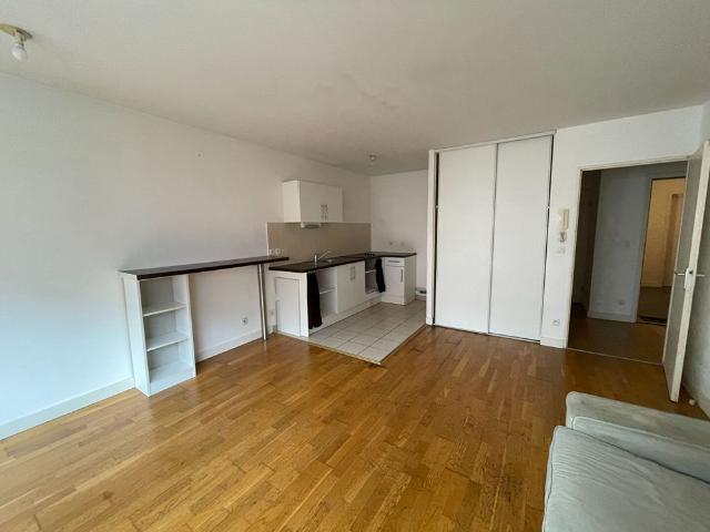 Location Appartement 3 pièces 58m² LILLE 59000