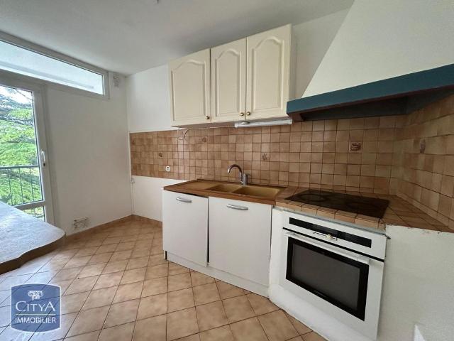 Location Appartement 3 pièces 58m² NOISY LE GRAND 93160