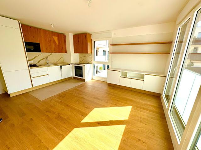Location Appartement 3 pièces 59.59 m2 Issy les Moulineaux