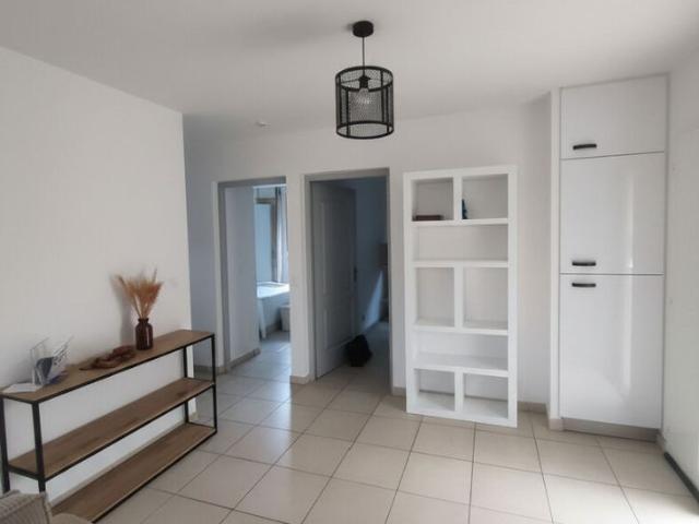 Location appartement 3 pièces, 59.68m², Le Lamentin
