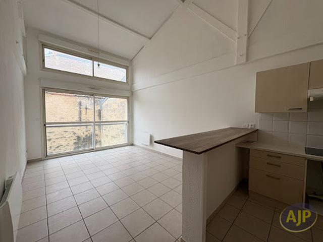 Location Appartement 3 pièces 59.76 m2 Bordeaux