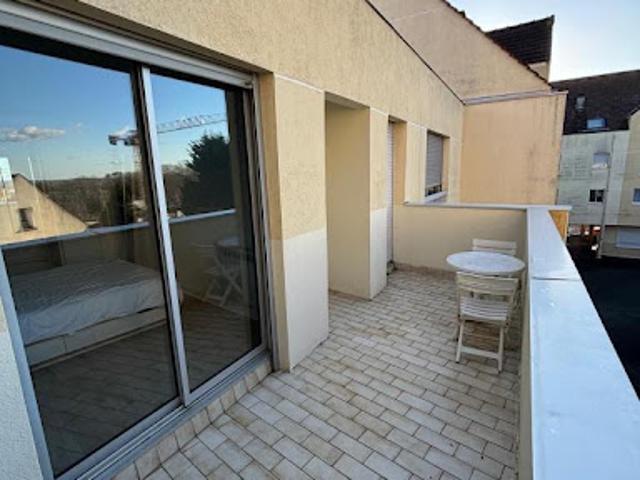 Location Appartement 3 pièces 59.85 m2 Saint Thibault des Vignes