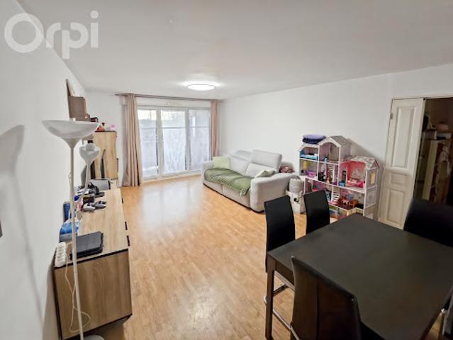 Location Appartement 3 pièces 59.91 m2 Le Plessis Belleville