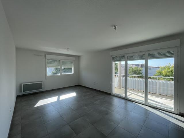 Location Appartement 3 pièces 59.94 m2 Nimes