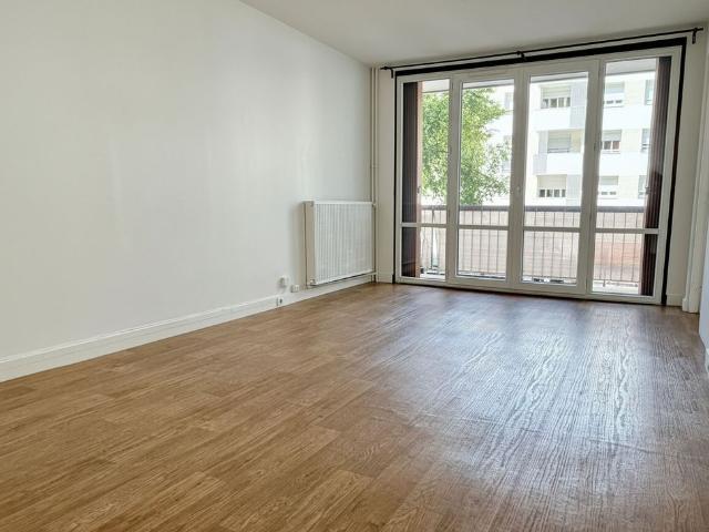 Location appartement 3 pièces, 59.00m², Chaville