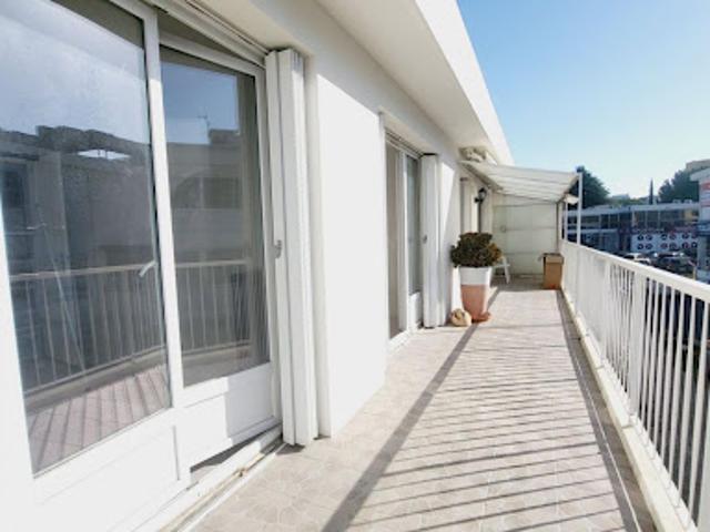 Location Appartement 3 pièces 59.08 m2 Saint Laurent du Var