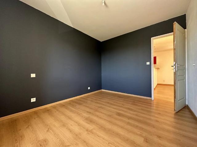 Location Appartement 3 pièces 59 m2 à Roqueredonde