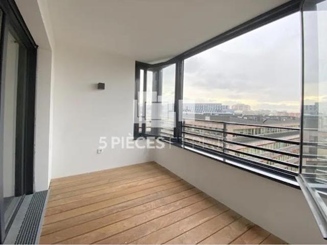 Location Appartement 3 pièces 59 m2 Courbevoie