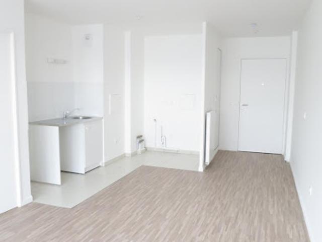 Location Appartement 3 pièces 59 m2 Évry Courcouronnes