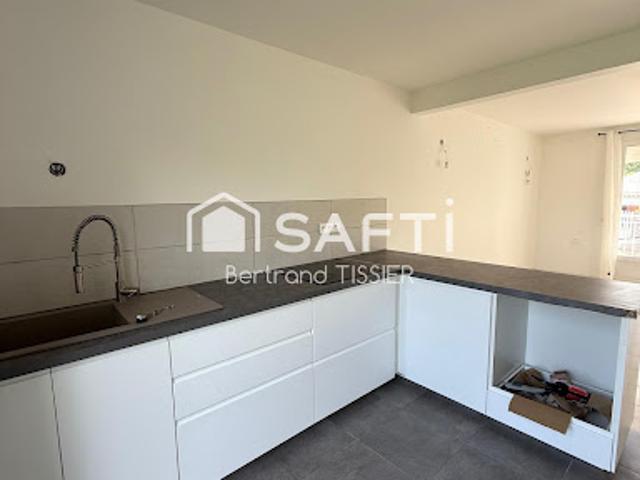 Location Appartement 3 pièces 59 m2 Riviere salee