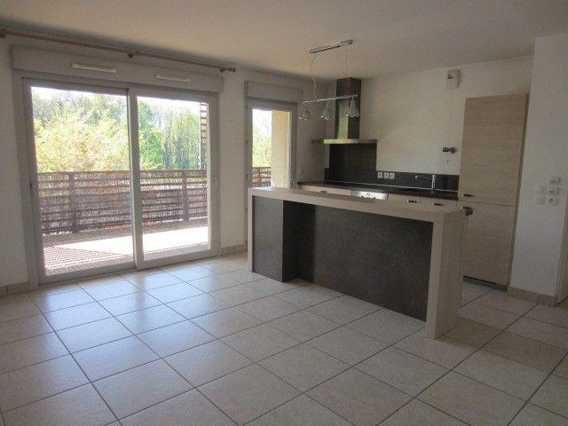 Location Appartement 3 pièces 59m² CHAMBERY 73000