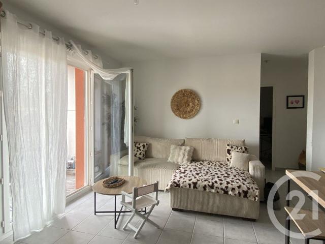 Location Appartement 3 pièces 59m² ARES 33740