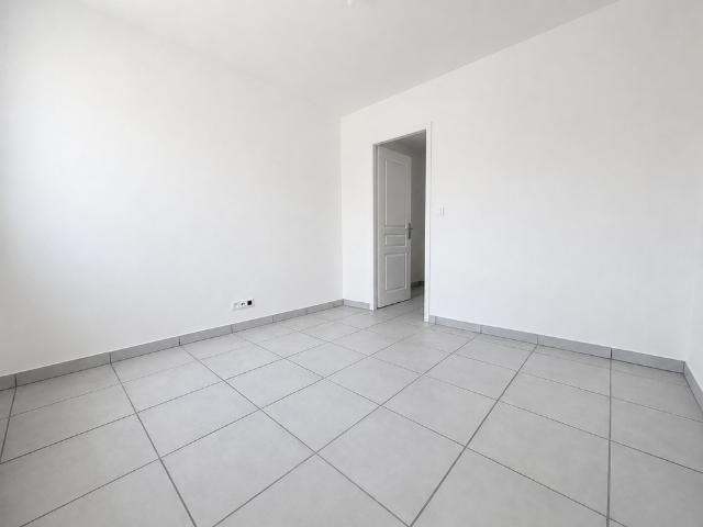 Location Appartement 3 pièces 59m² AUBIERE 63170