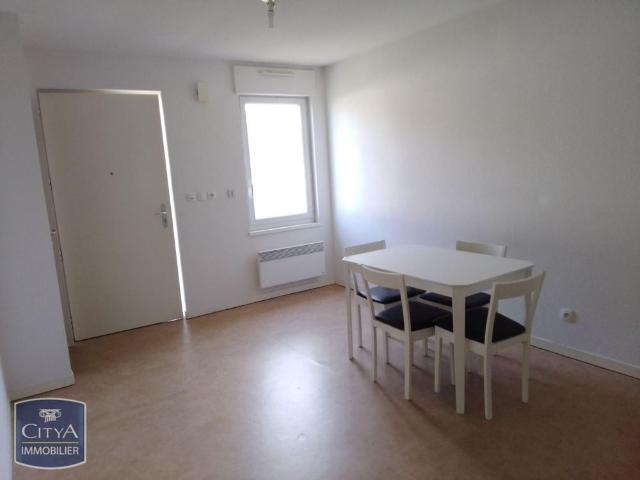Location Appartement 3 pièces 59m² HERRY 18140