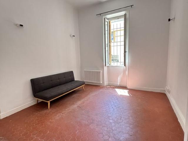 Location Appartement 3 pièces 59m² MARSEILLE 8ème