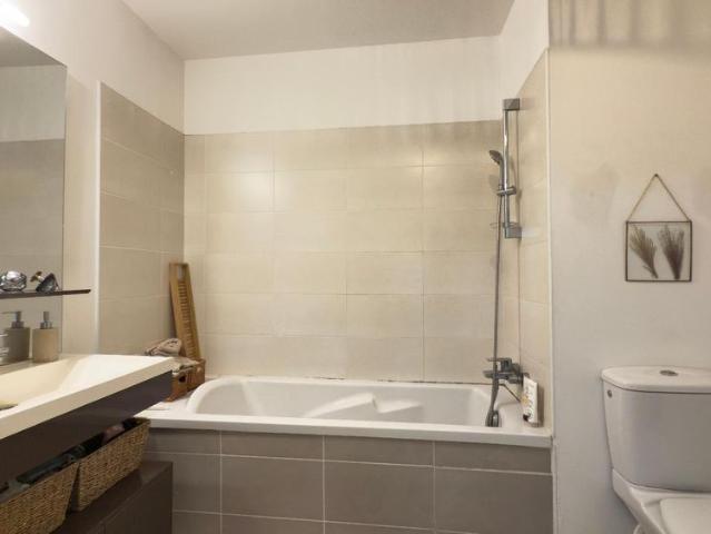Location Appartement 3 pièces 59m² MARSEILLE 9ème
