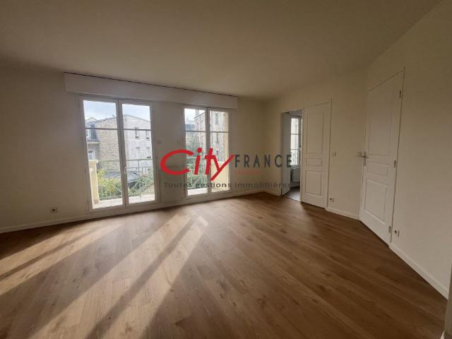 Location Appartement 3 pièces 59m² ST GERMAIN EN LAYE 78100