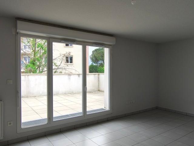 Location Appartement 3 pièces 59m² TOULOUSE 31200