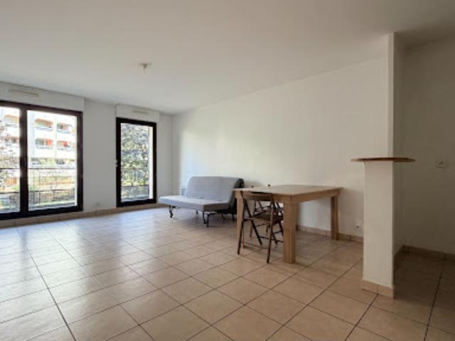Location Appartement 3 pièces 63.59 m2 Paris 19ème